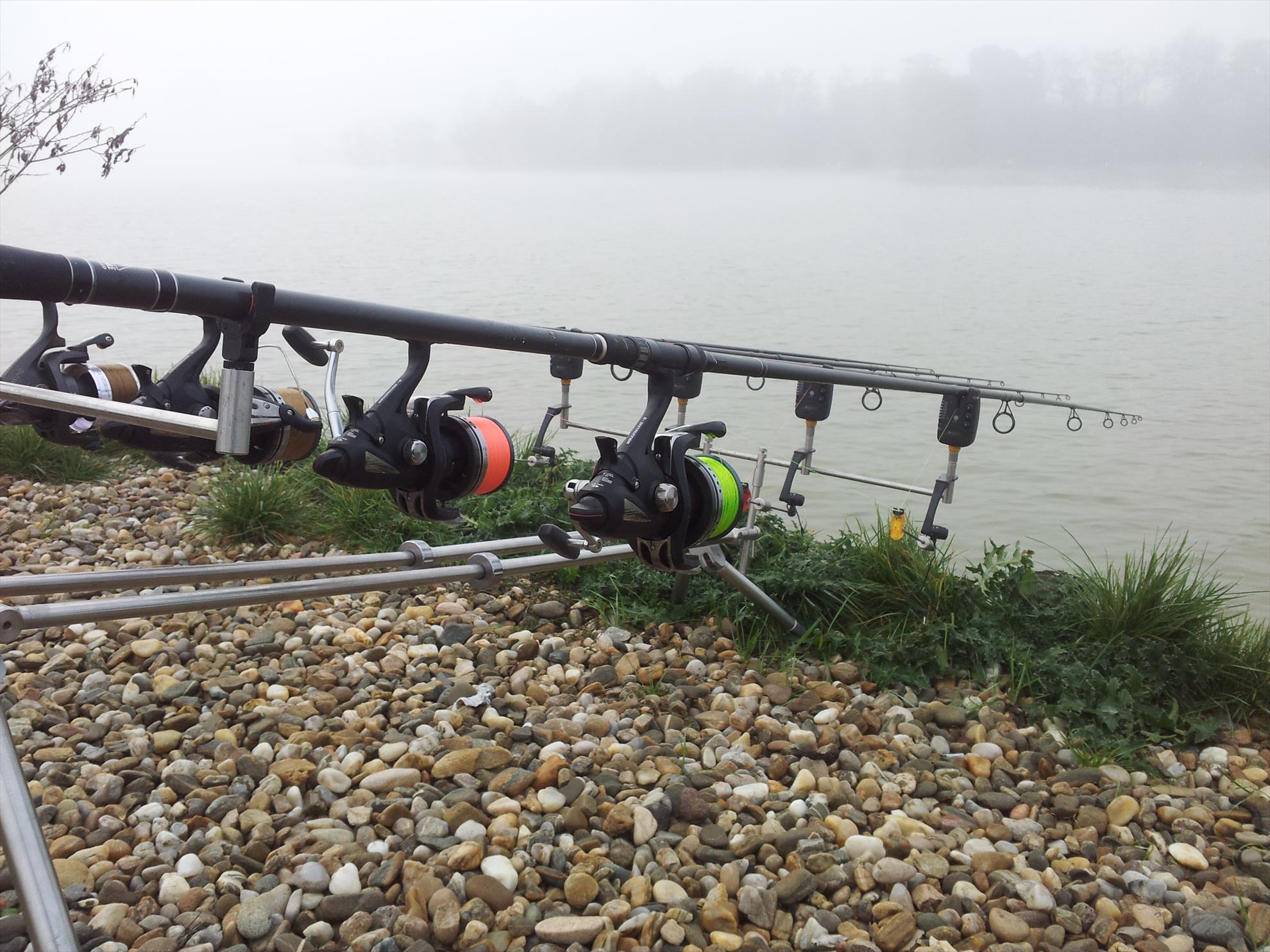 Hermes Peris 14 decembrie 2014 - Ca de obicei, poze cu rodpod-uri in partidele neproductive :)